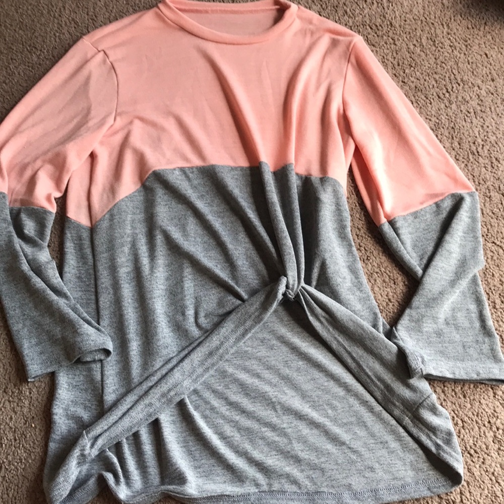 Peachy pink and gray lightweight sweater top